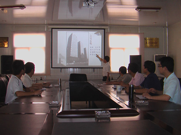2024新澳门2024原料网1688